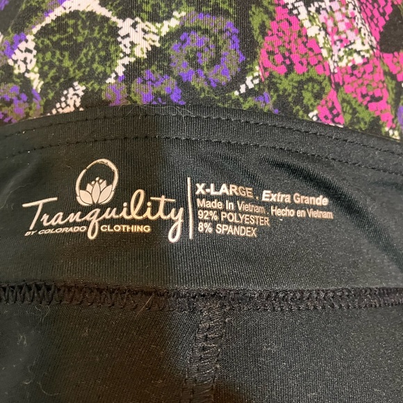 Colorful Patterned Skort - Picture 3 of 4